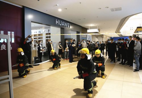 大型商業綜合體消防安全管理升級 包頭市消防救援支隊召開試點示范現場會
